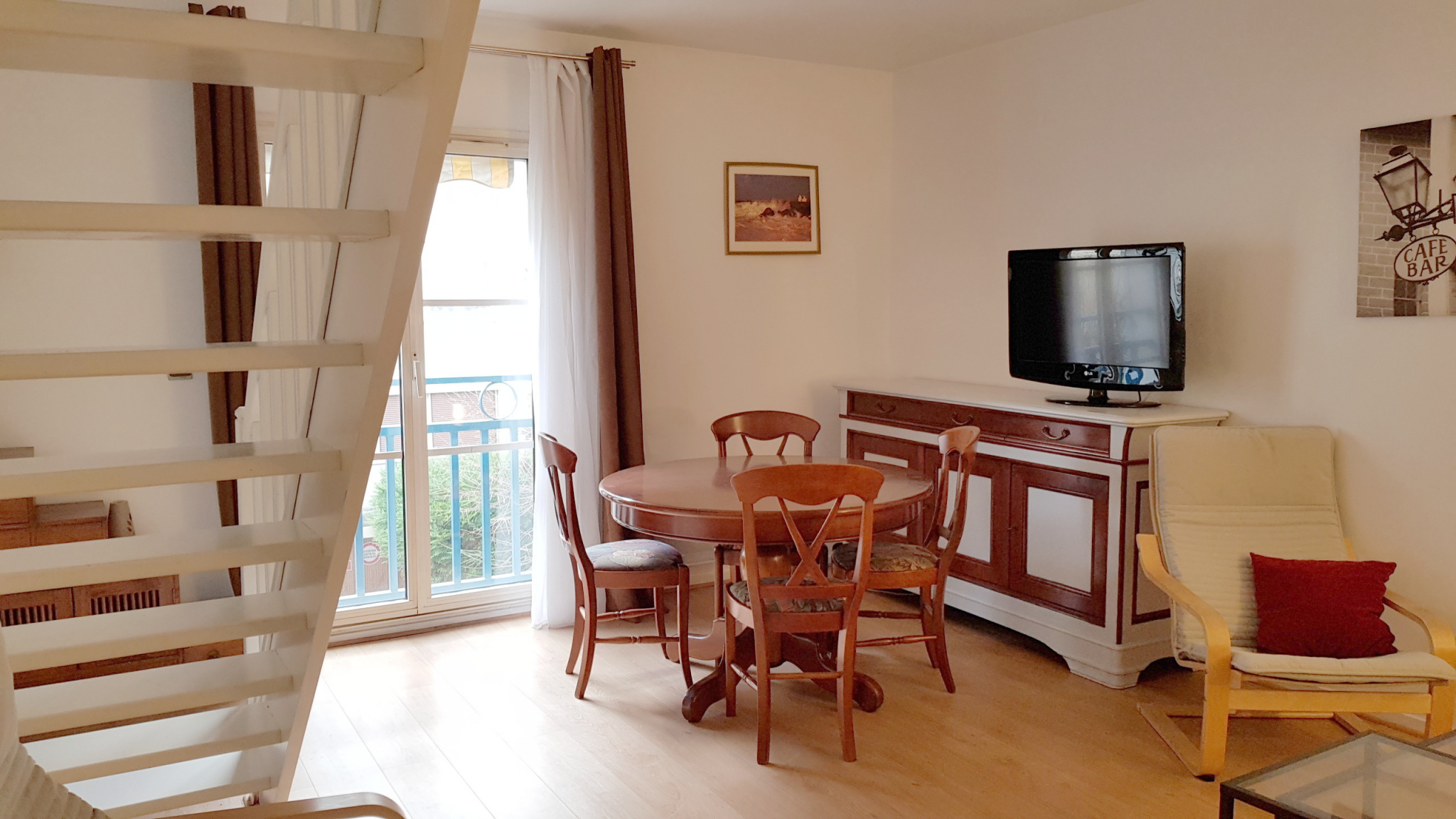 Appartement 3 pièces - 64m² - FONTAINEBLEAU