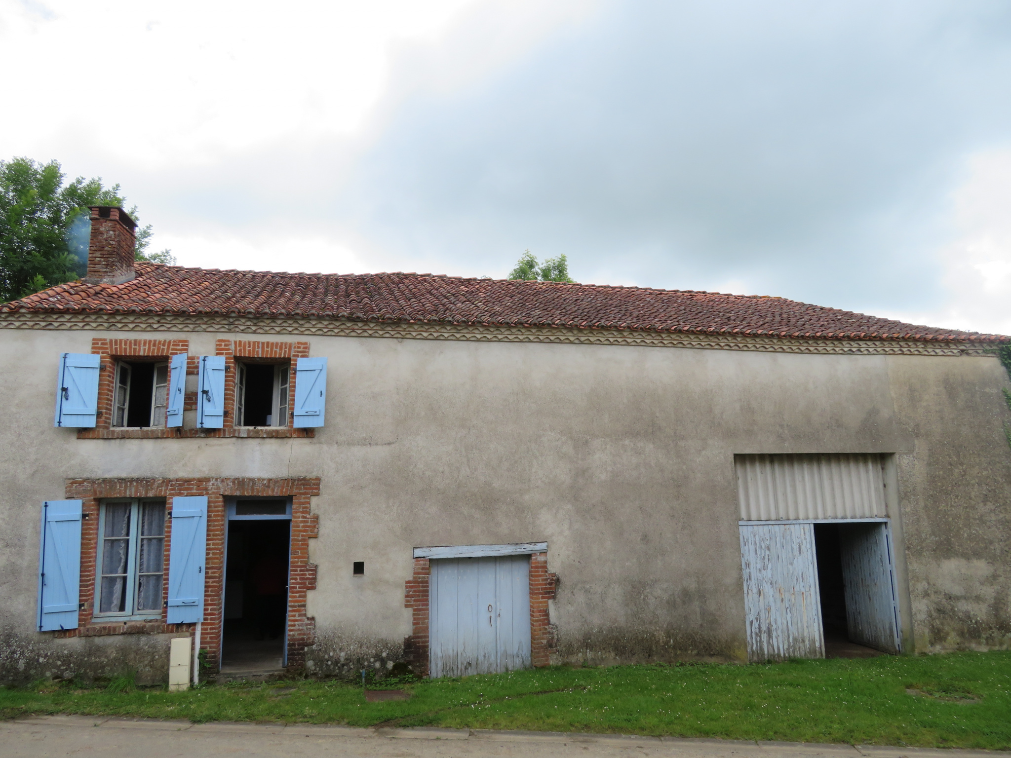 Maison 3 pièces - 70m² - ST SORNIN LA MARCHE