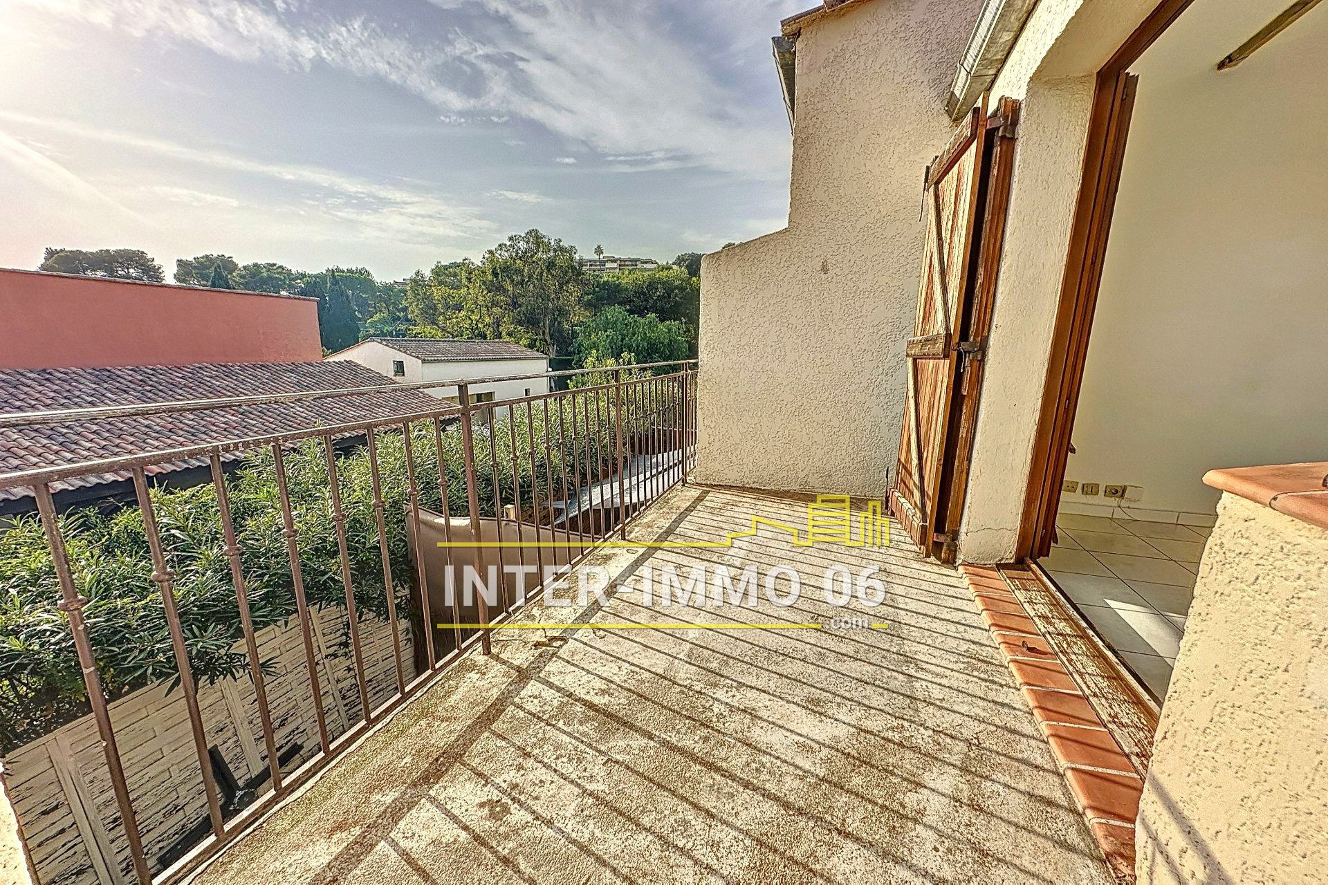 Appartement 1 pièce - 27m² - VILLENEUVE LOUBET