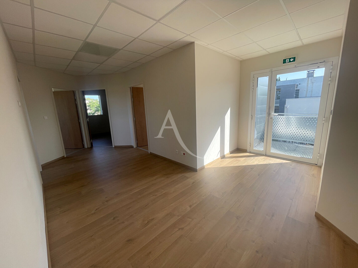 Local Professionnel  - 73m²