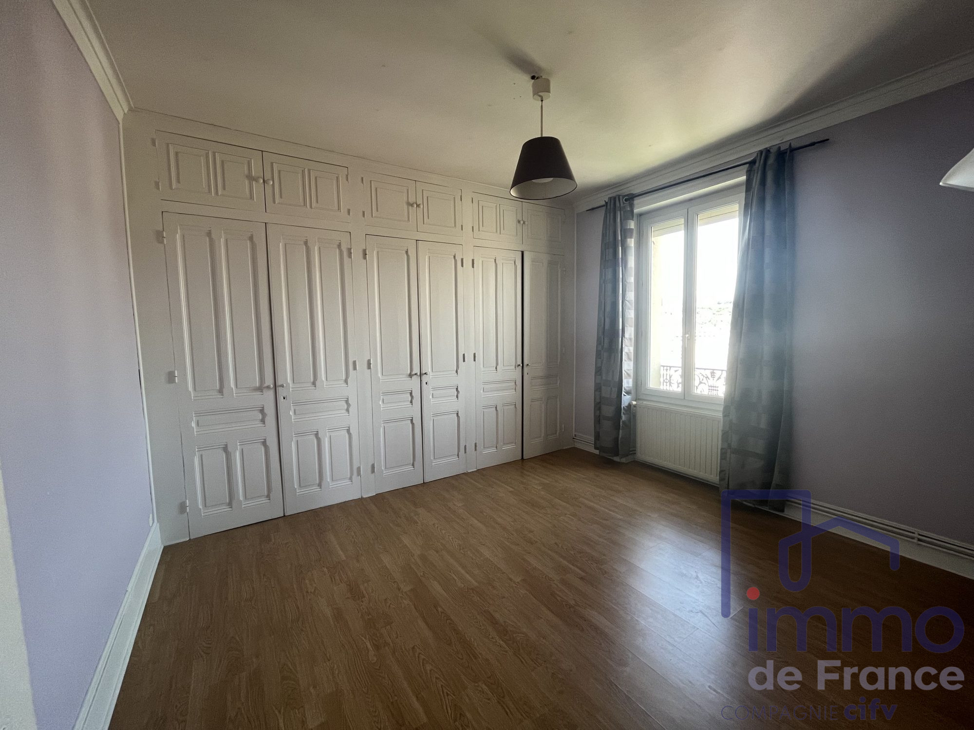 Appartement 3 pièces - 74m² - ST CHAMOND