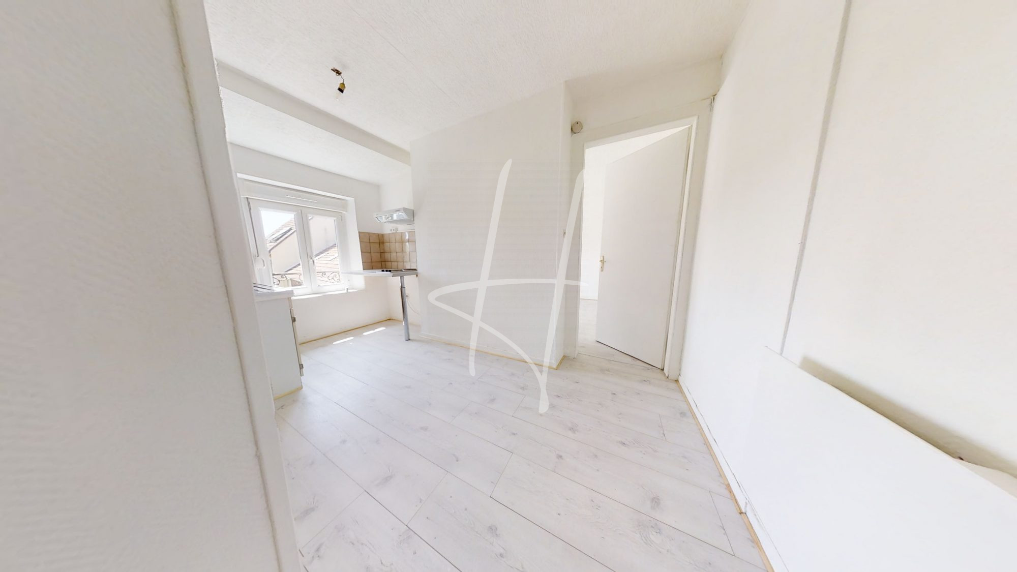 Appartement 1 pièce - 26m² - MONTIGNY LES METZ