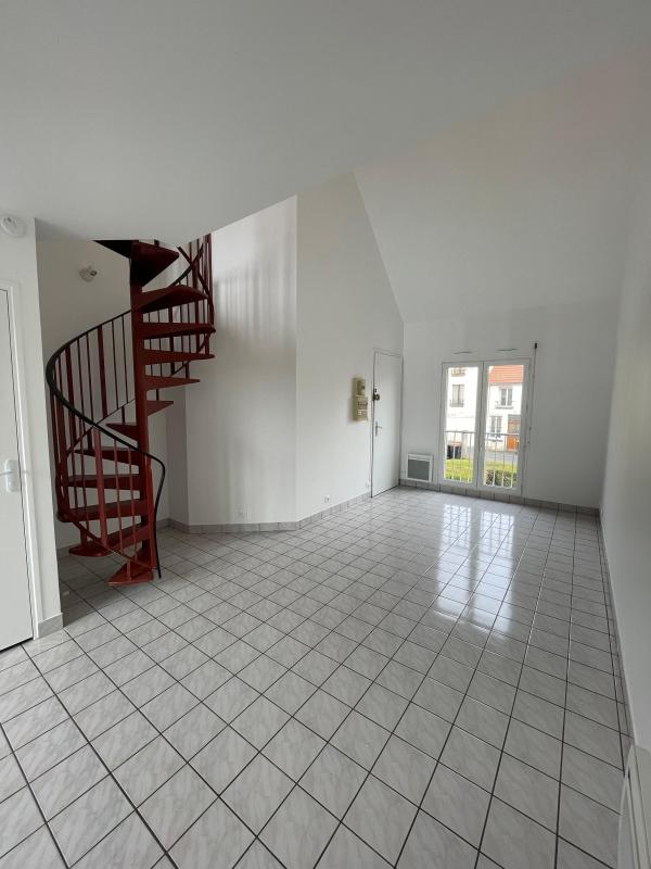 Appartement 2 pièces - 37m² - ST MICHEL SUR ORGE