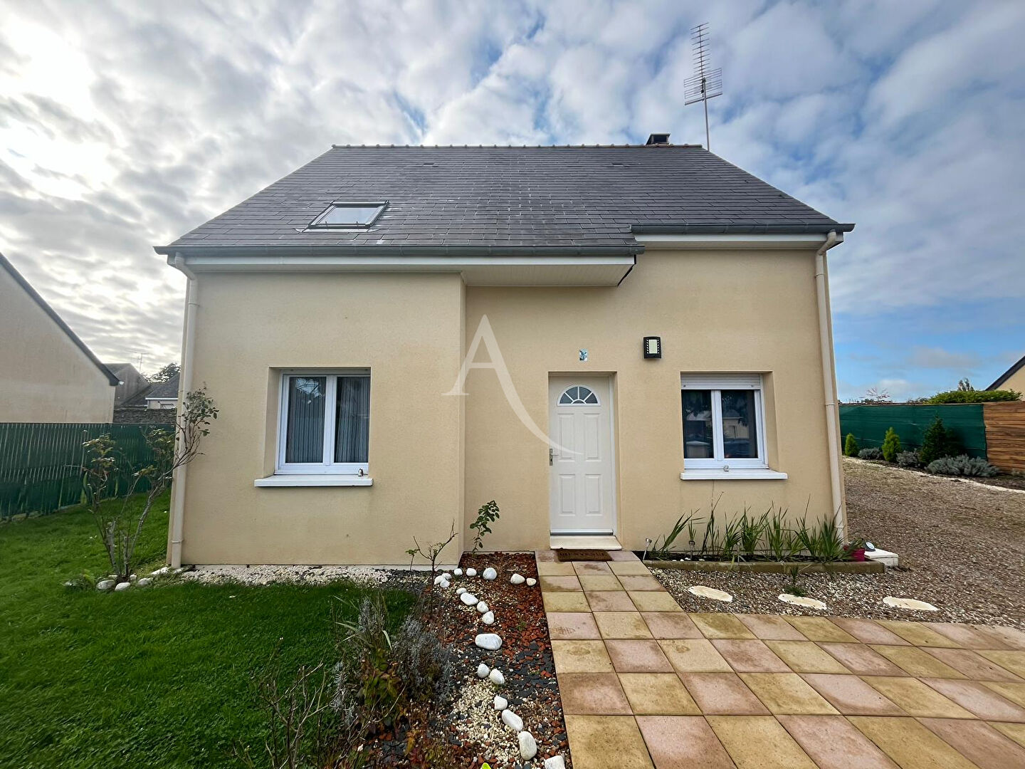 Maison 6 pièces - 87m² - LE BOURG D IRE