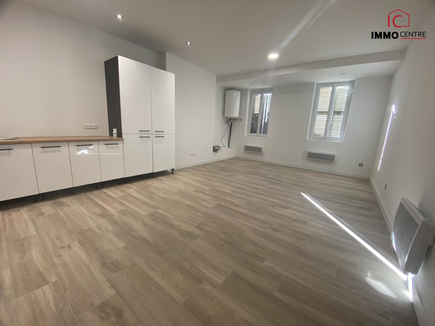 Appartement 3 pièces - 87m² - TOULON