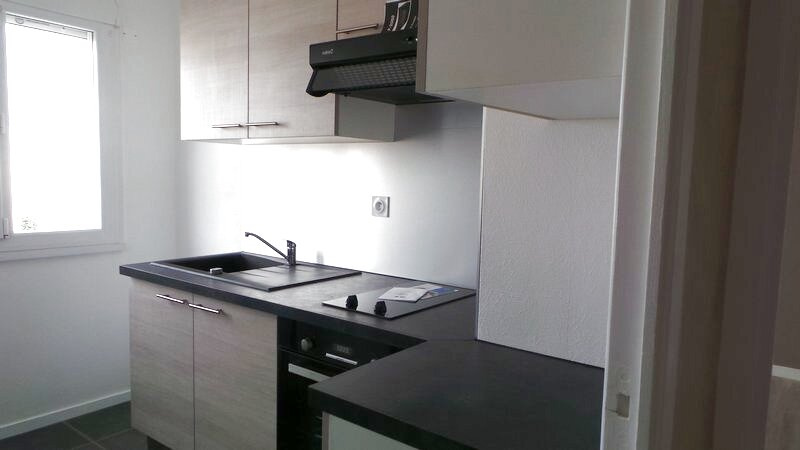 Appartement 2 pièces - 42m² - CLERMONT FERRAND