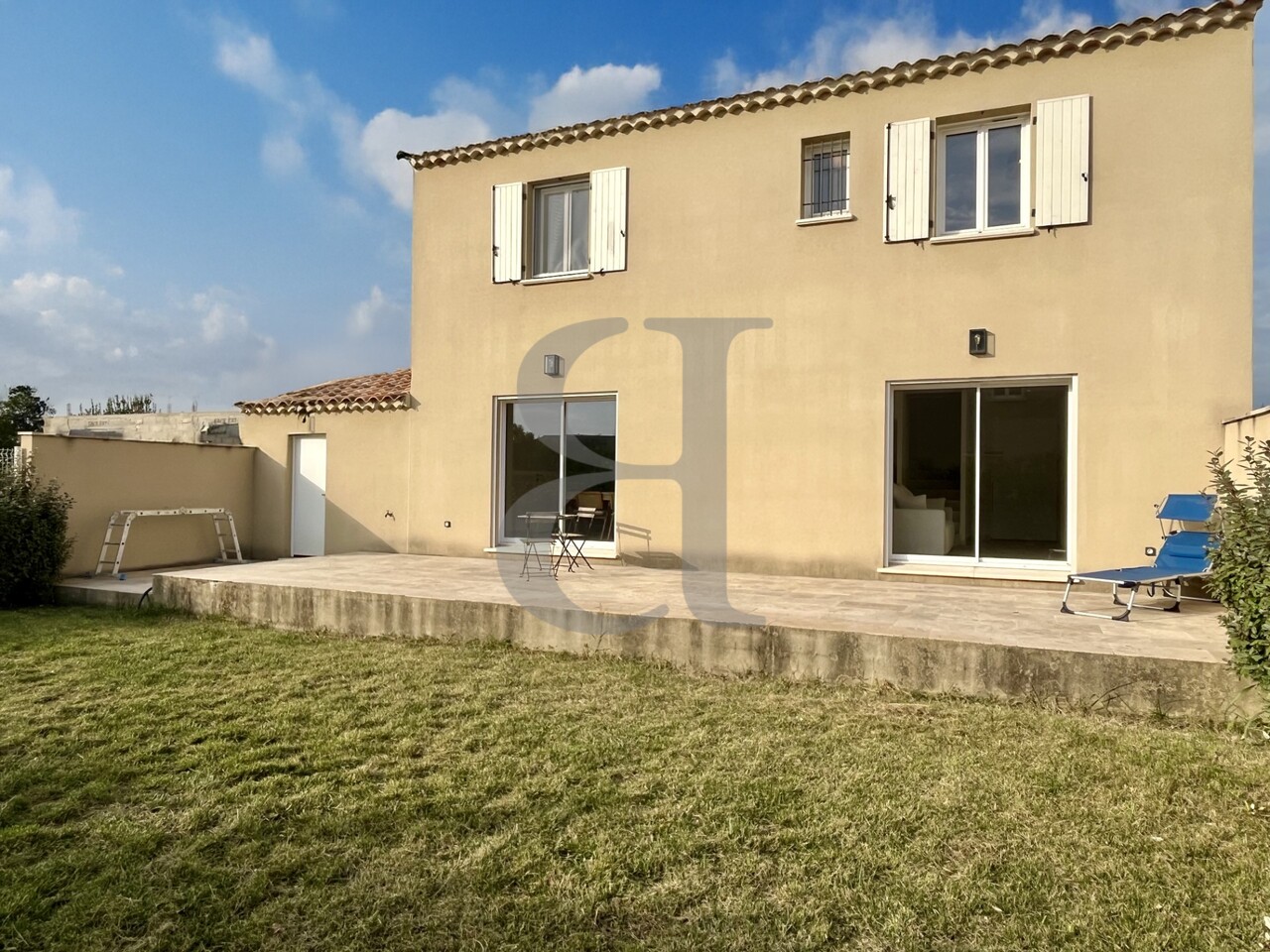 Maison 4 pièces - 109m² - ST REMY DE PROVENCE