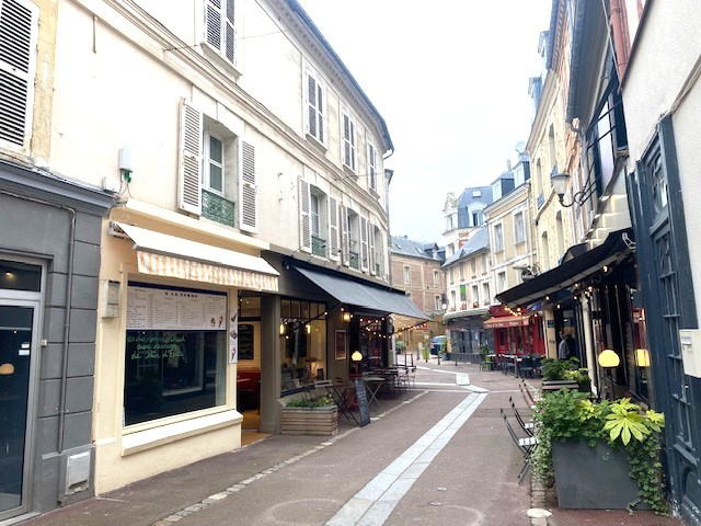 Local commercial  - 31m² - TROUVILLE SUR MER