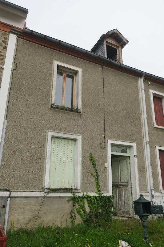 Maison 2 pièces - 52m² - MARCILLAT EN COMBRAILLE