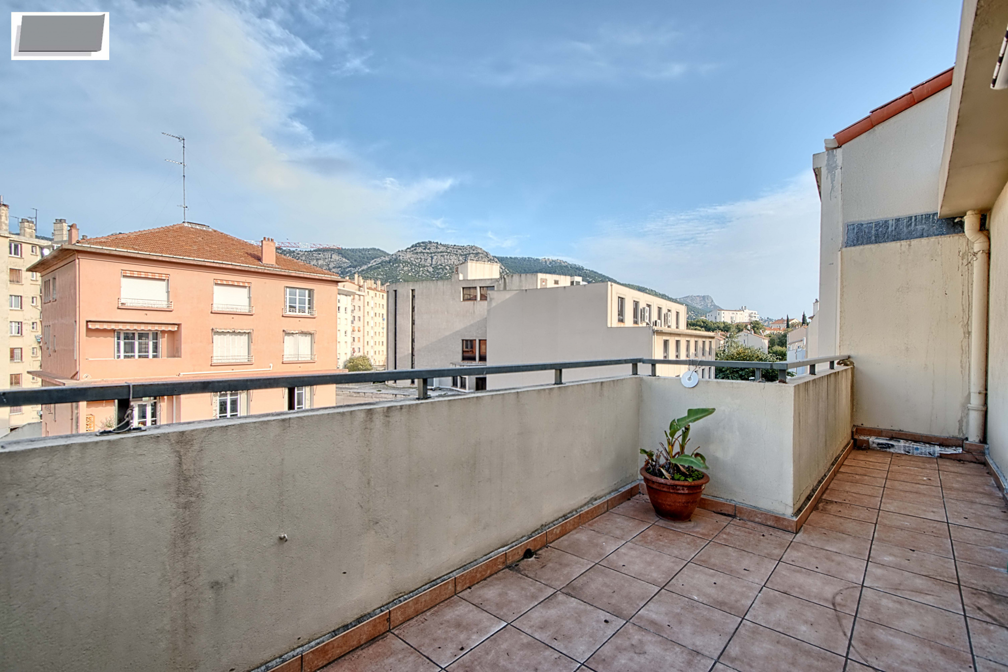 Appartement 2 pièces - 44m² - TOULON