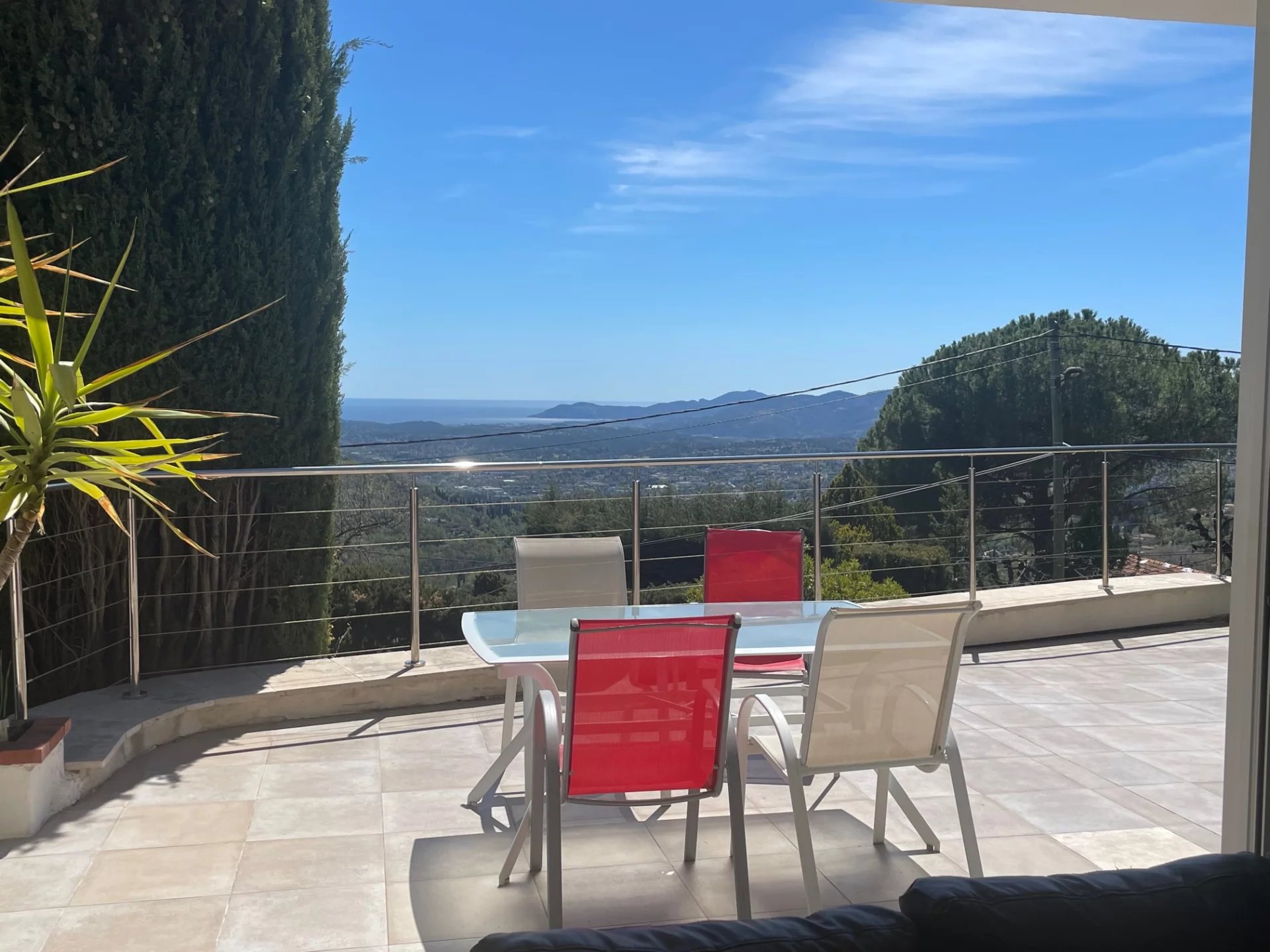 Maison 5 pièces - 120m² - GRASSE