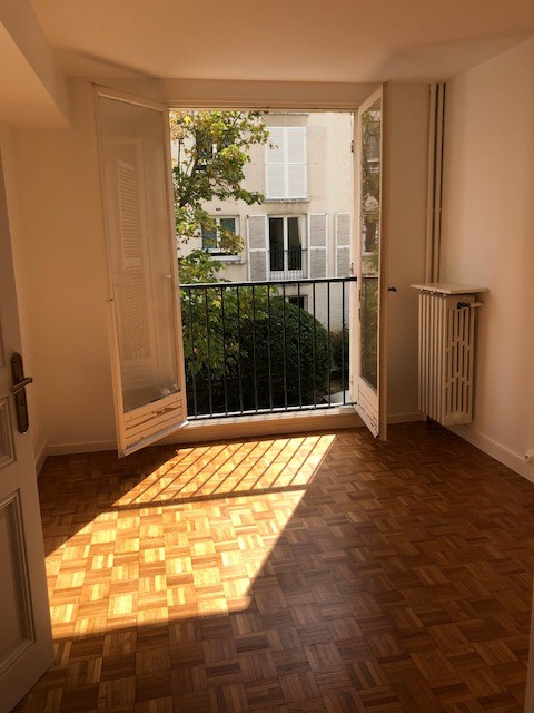 Appartement 2 pièces - 51m² - VERSAILLES