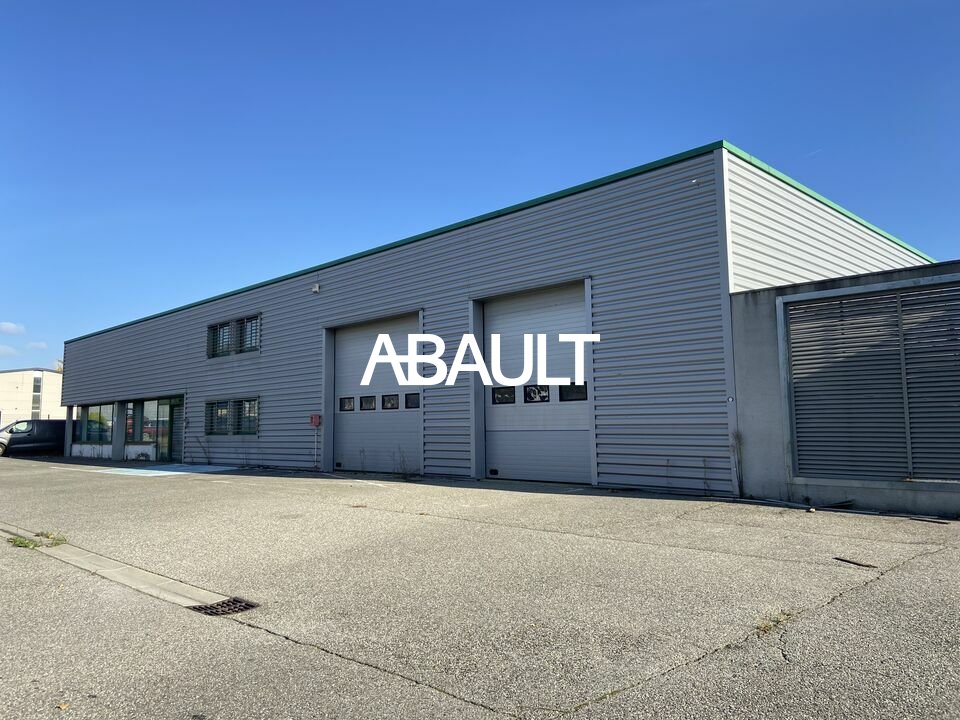 Local industriel  - 490m² - AUZEVILLE TOLOSANE