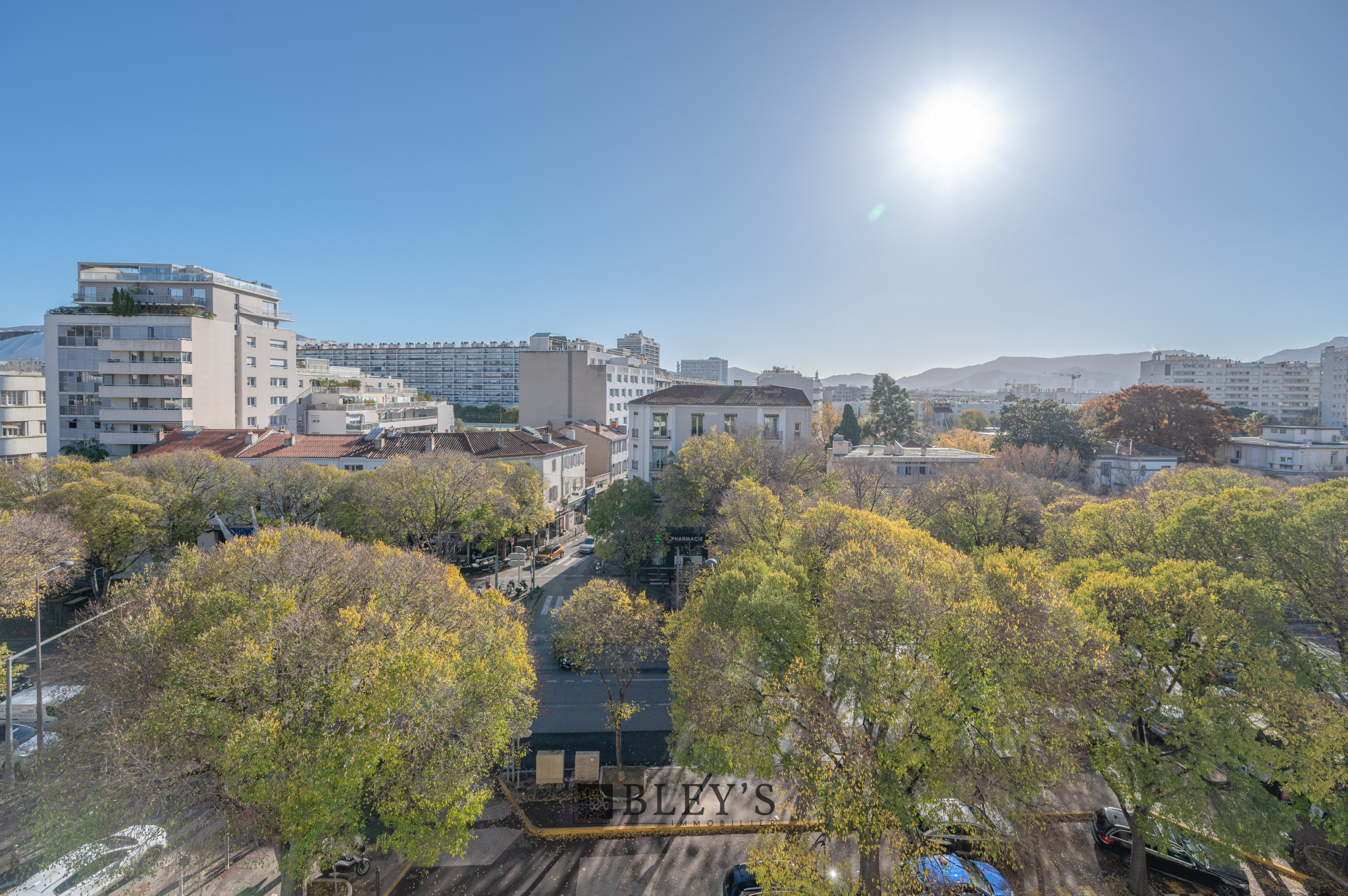 Appartement 3 pièces - 112m² - MARSEILLE  - 8ème