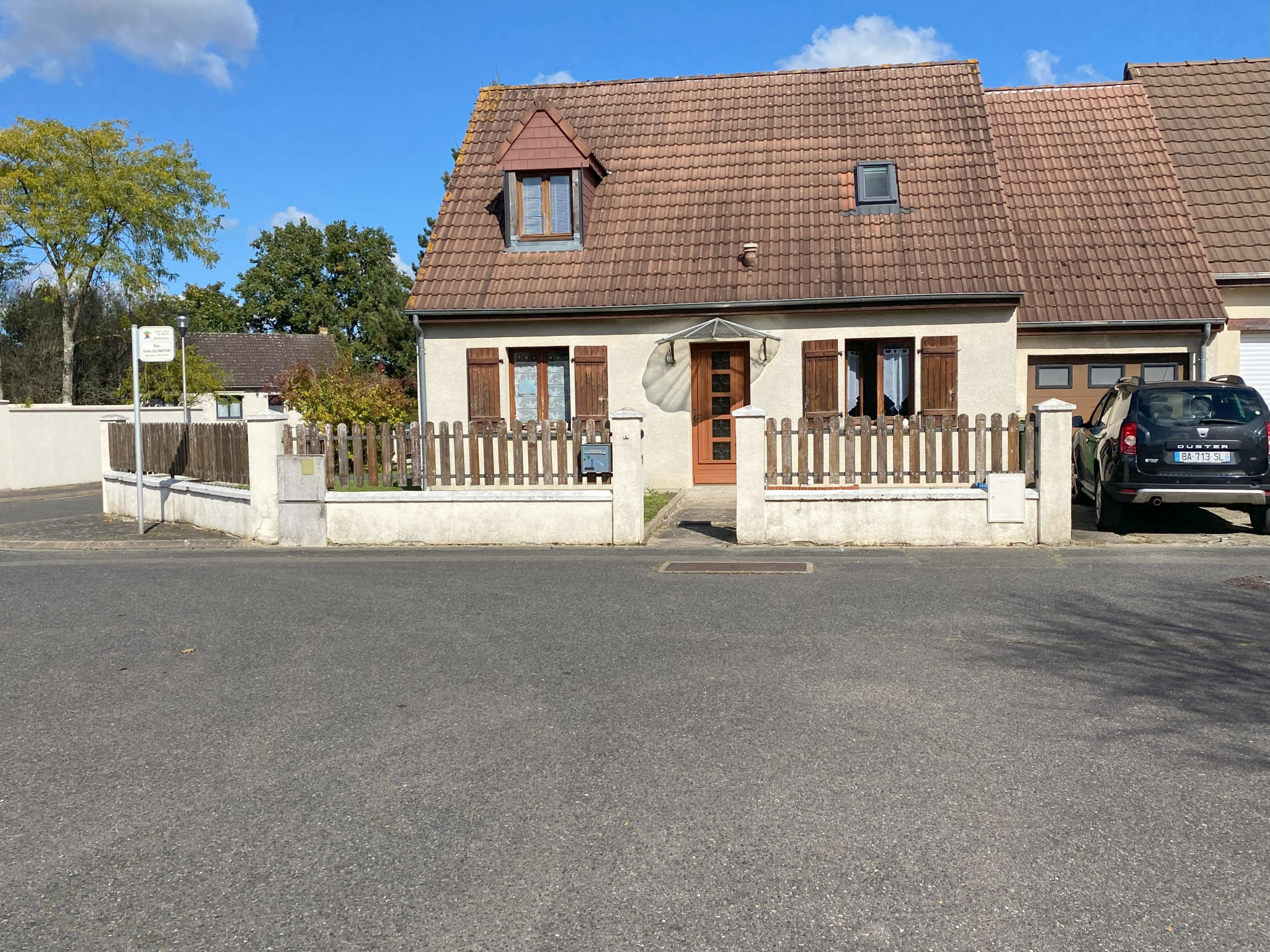 Maison 4 pièces - 95m² - ST JEAN DE BRAYE