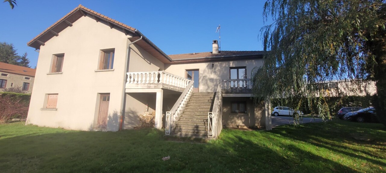 Maison  - 158m² - MONTFAUCON EN VELAY