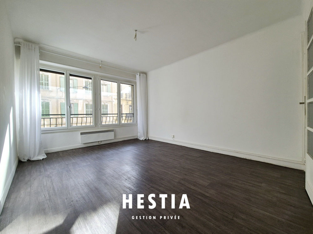 Appartement 1 pièce - 40m² - MARSEILLE  - 4ème