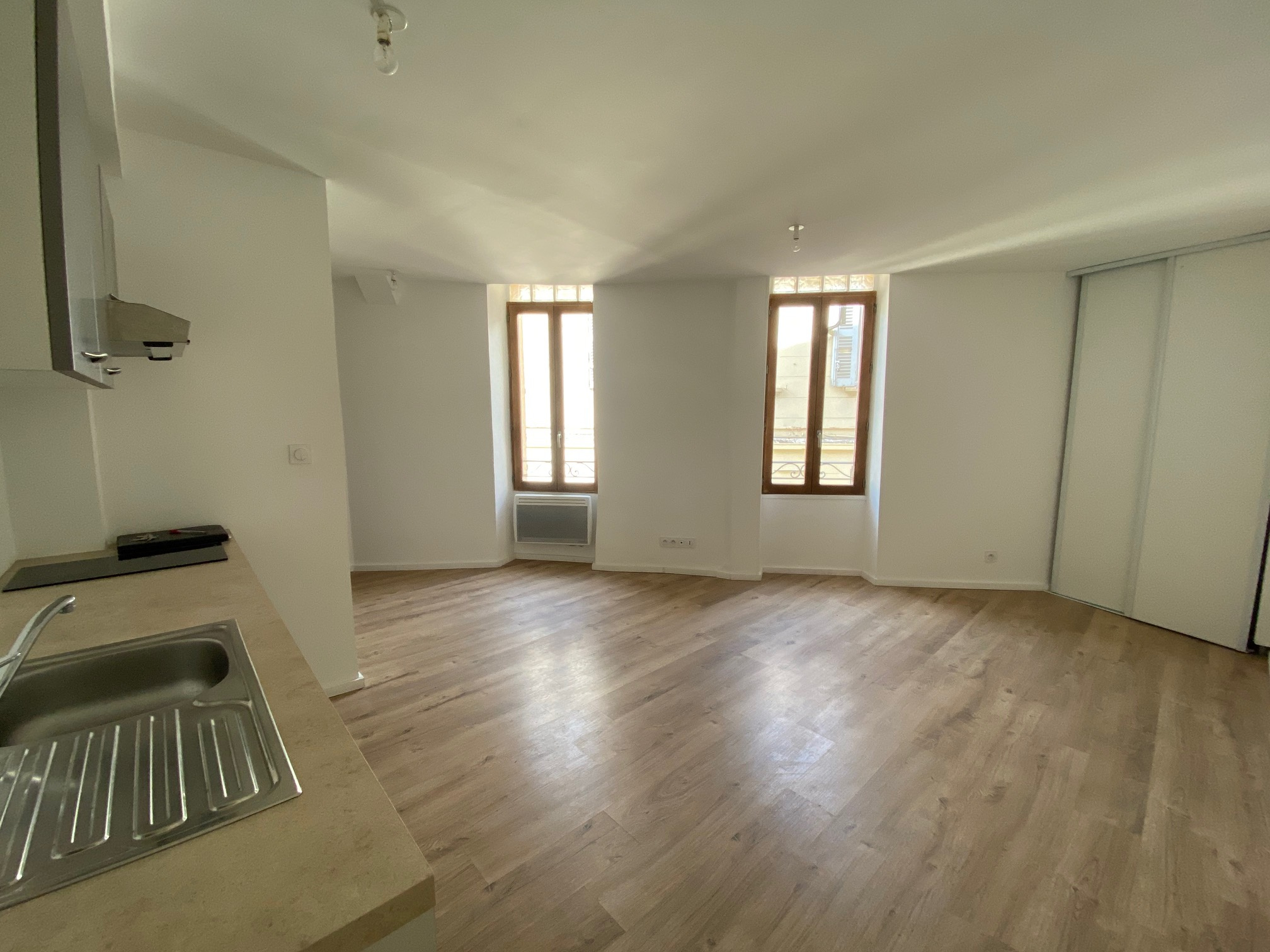 Appartement 1 pièce - 25m² - TOULON