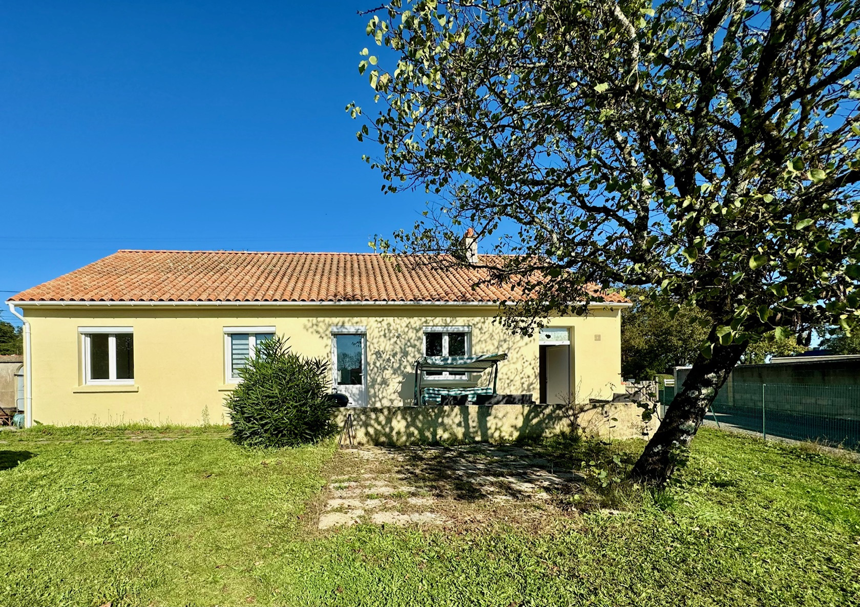 Maison 4 pièces - 84m² - LEGE