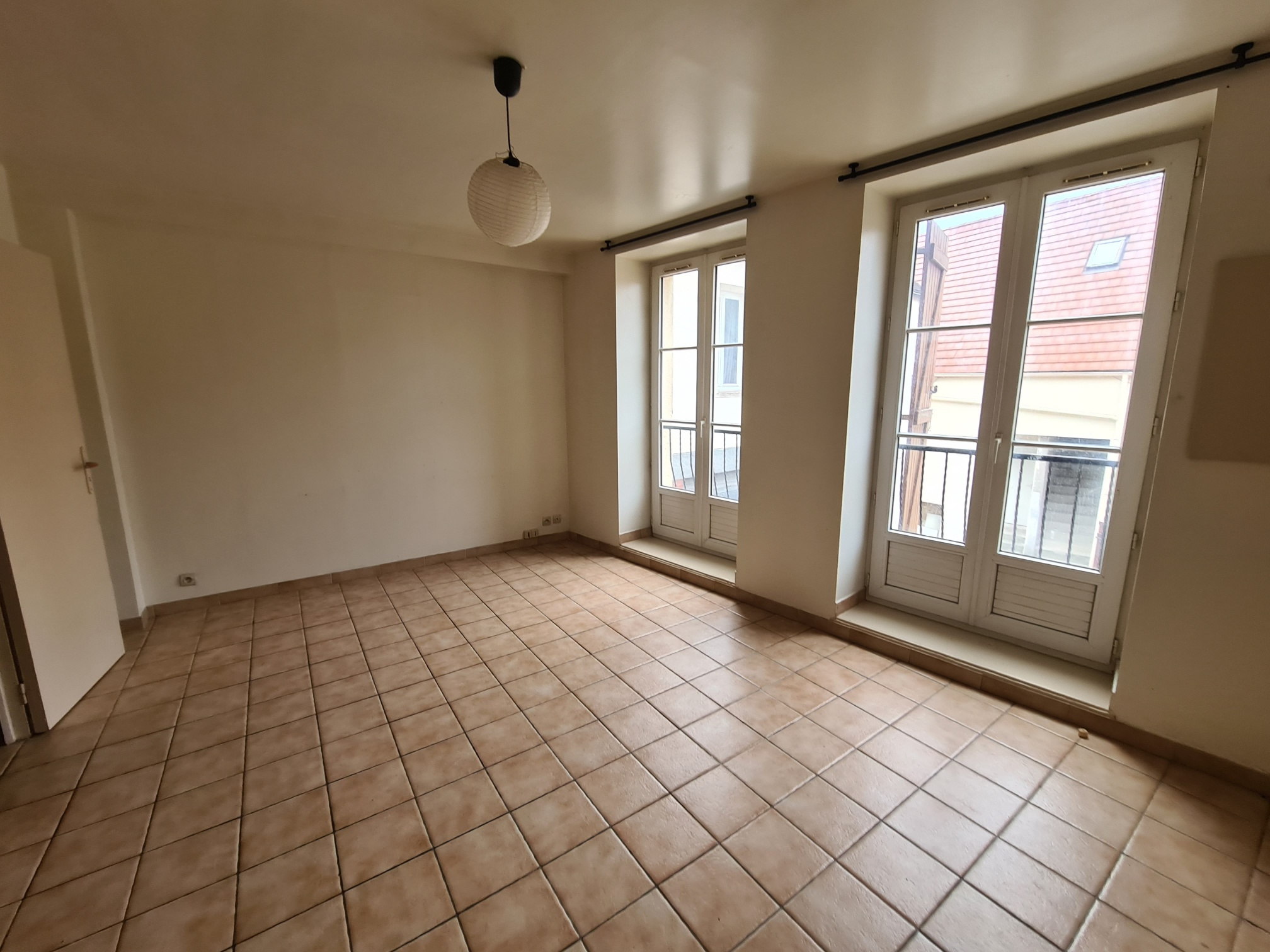 Appartement 1 pièce - 33m² - SAULX LES CHARTREUX