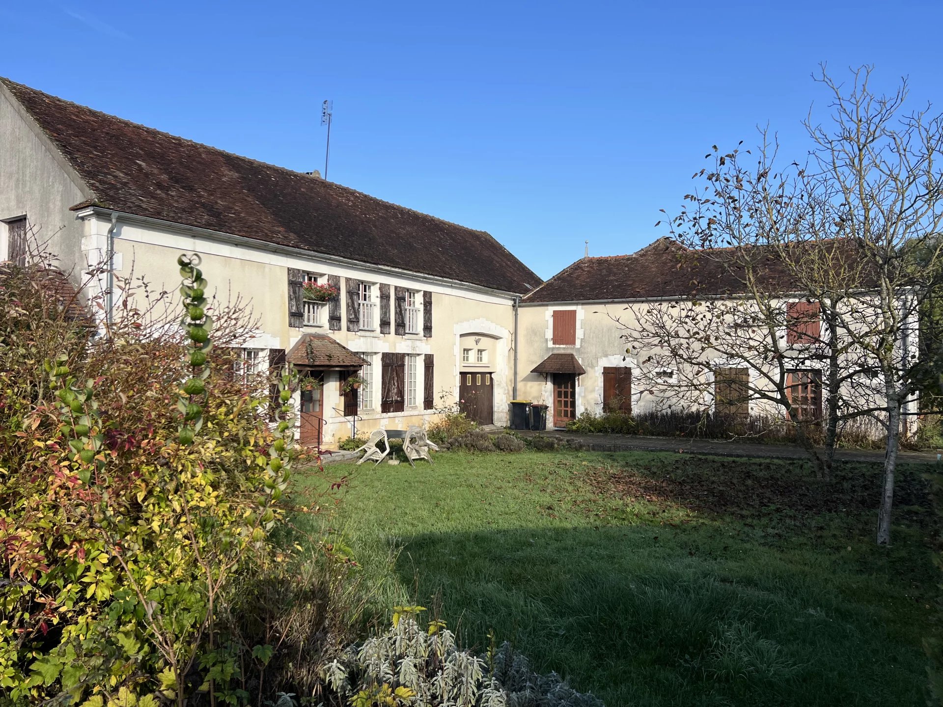 Maison 8 pièces - 265m² - ST GEORGES SUR BAULCHE