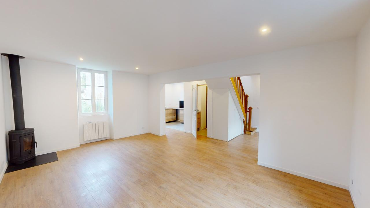 Maison 4 pièces - 77m²