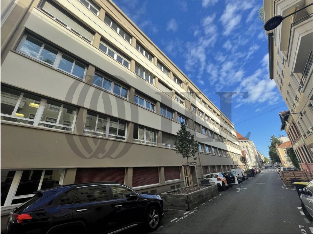 Local Professionnel  - 143m² - VILLEURBANNE