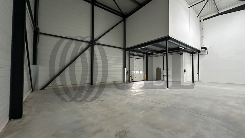 Local industriel  - 1 438m² - PONTOISE