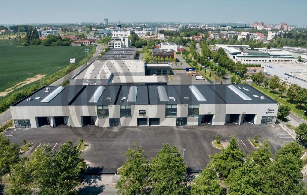 Local industriel  - 655m² - LOOS