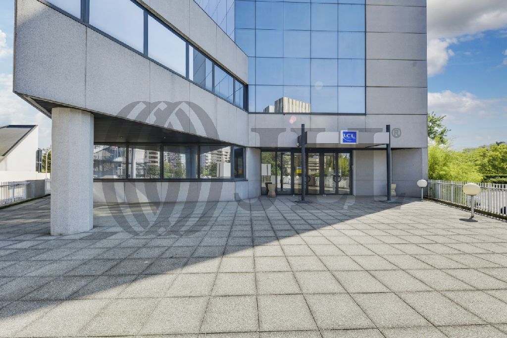 Local Professionnel  - 2 276m² - CRETEIL