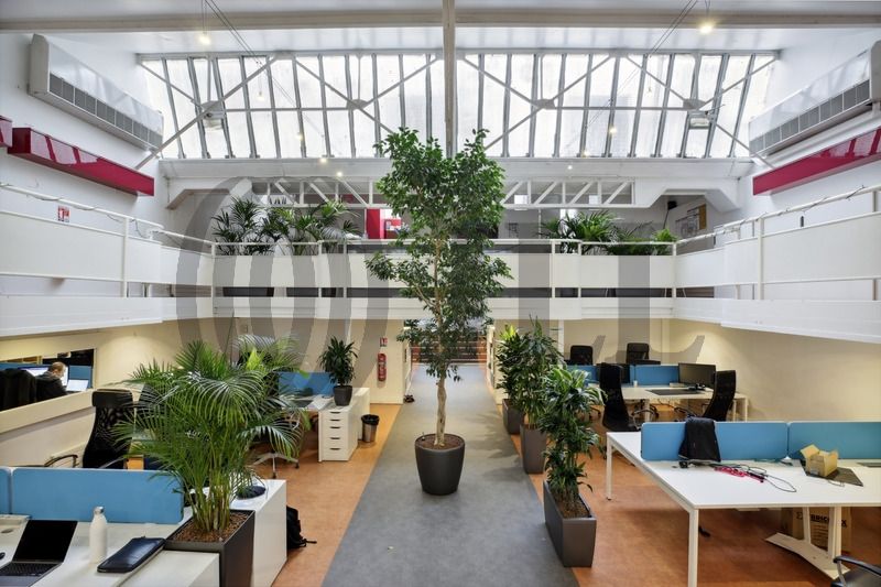 Local Professionnel  - 275m² - SURESNES