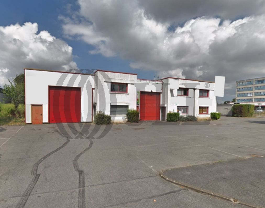 Local industriel  - 395m² - MITRY MORY