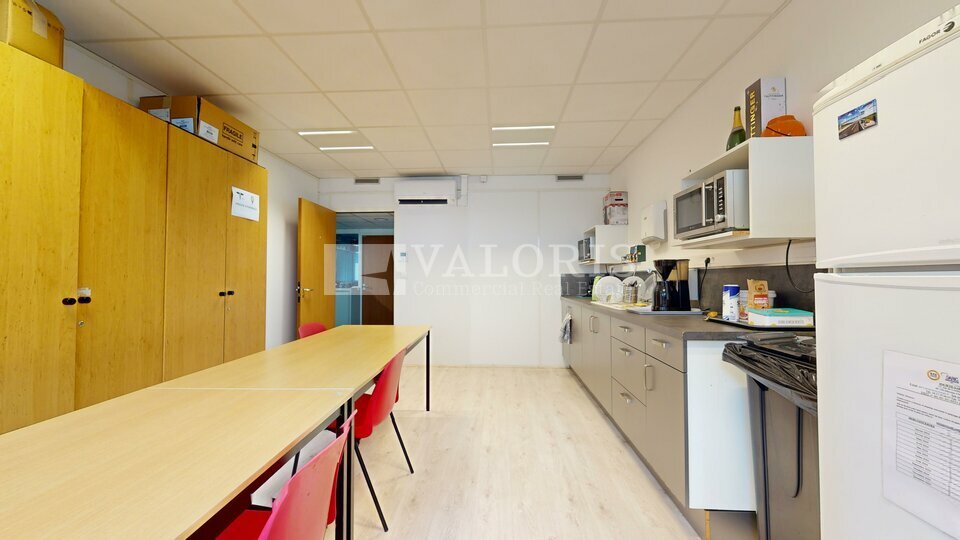 Local Professionnel  - 592m² - ECULLY