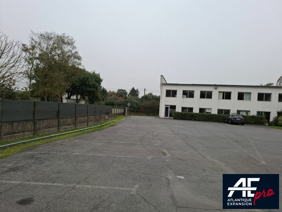 Local industriel  - 838m² - ST NAZAIRE