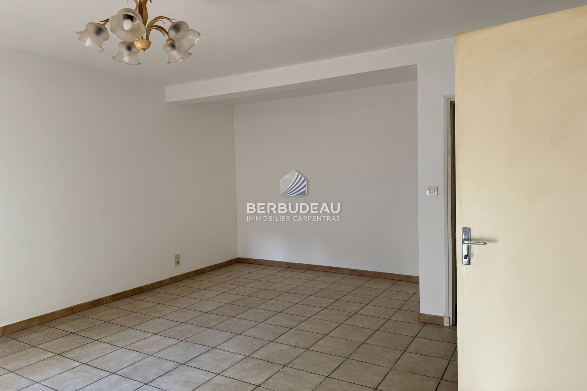 Appartement 2 pièces - 51m² - CARPENTRAS