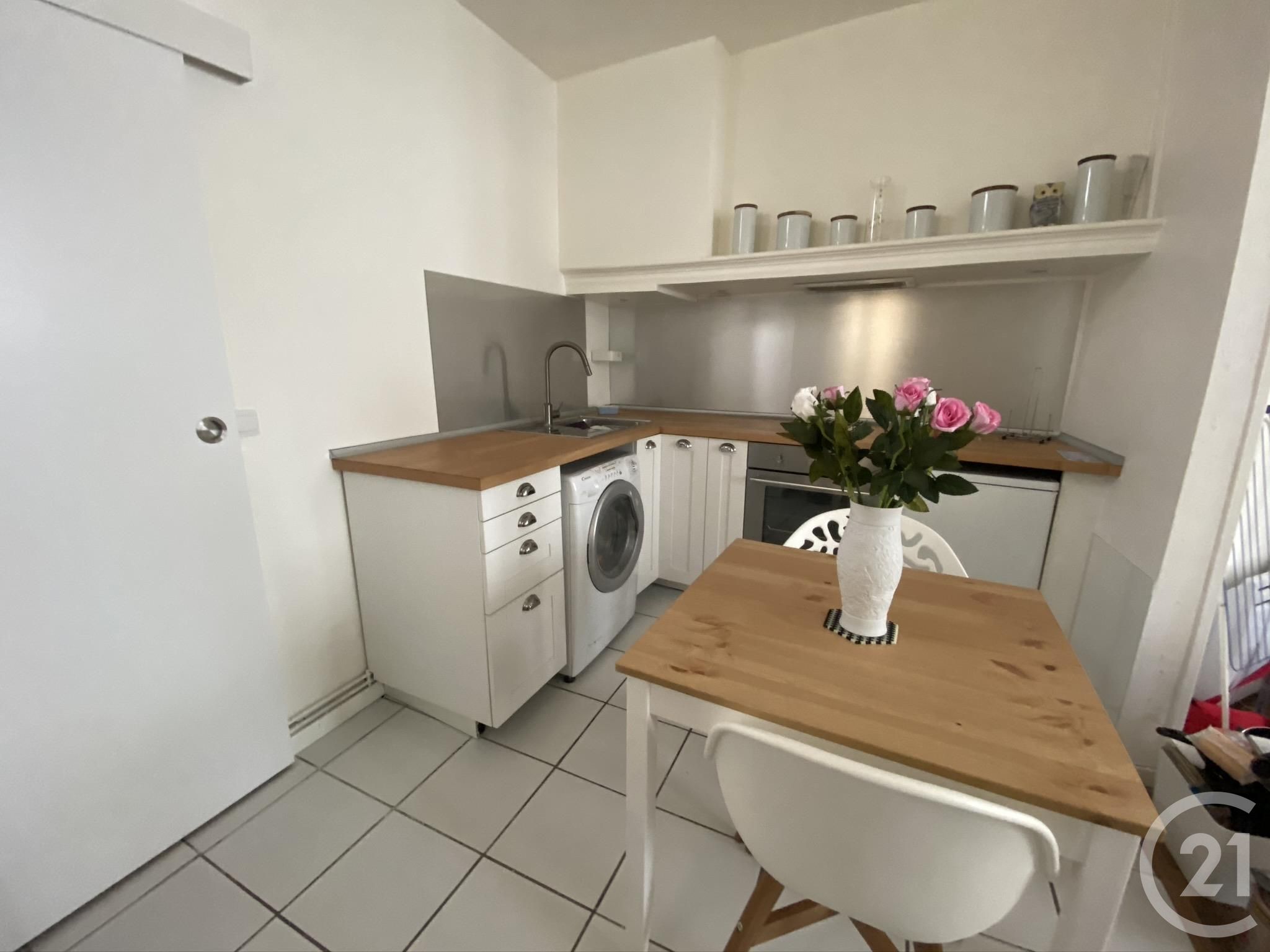 Appartement 1 pièce - 25m² - PONTOISE