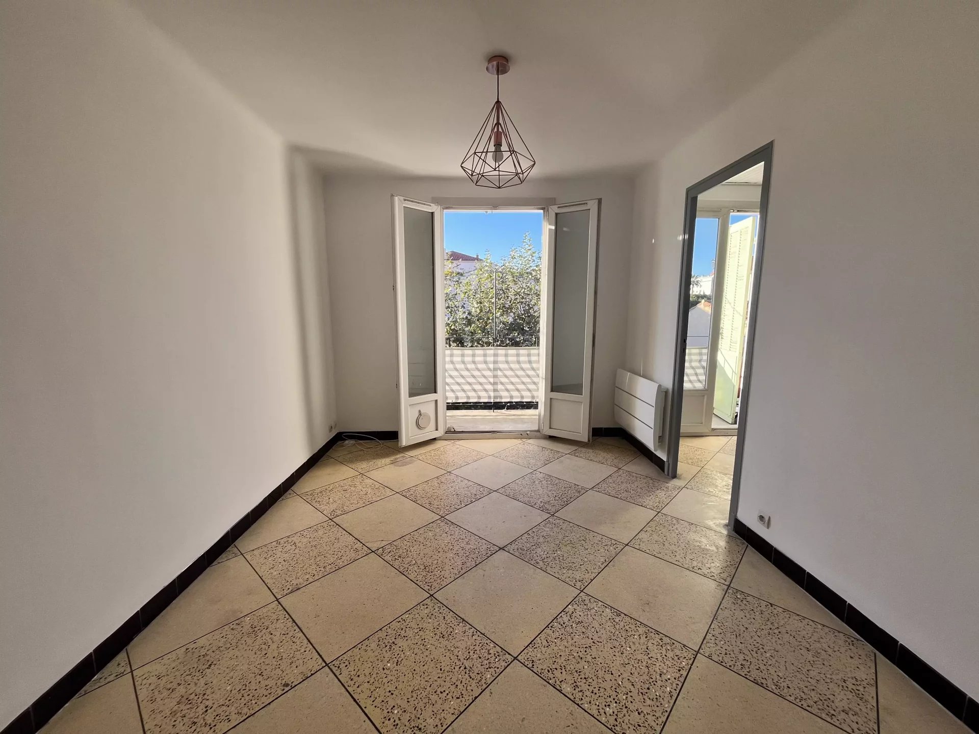 Appartement 3 pièces - 52m² - LA CIOTAT