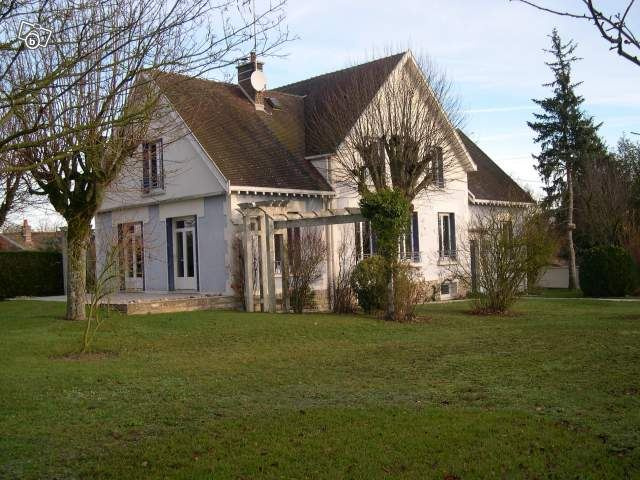 Maison 7 pièces - 225m² - MONTSUZAIN