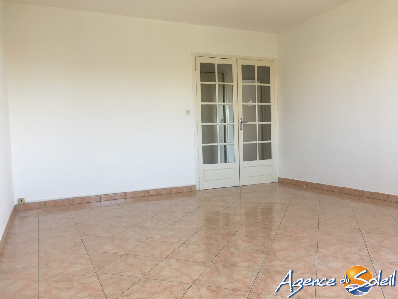 Appartement 3 pièces - 69m² - LEZIGNAN CORBIERES