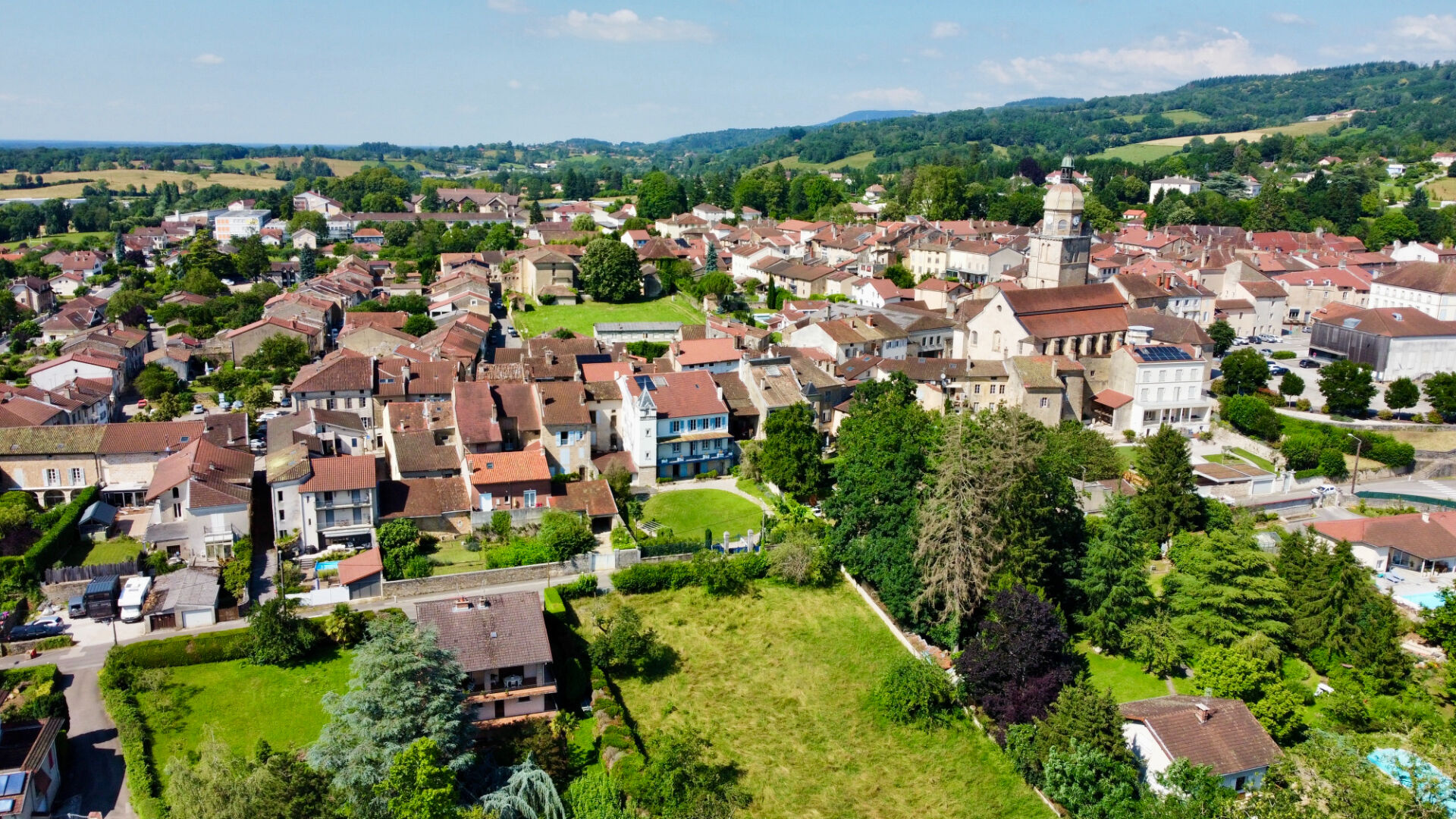 Maison 10 pièces - 400m²