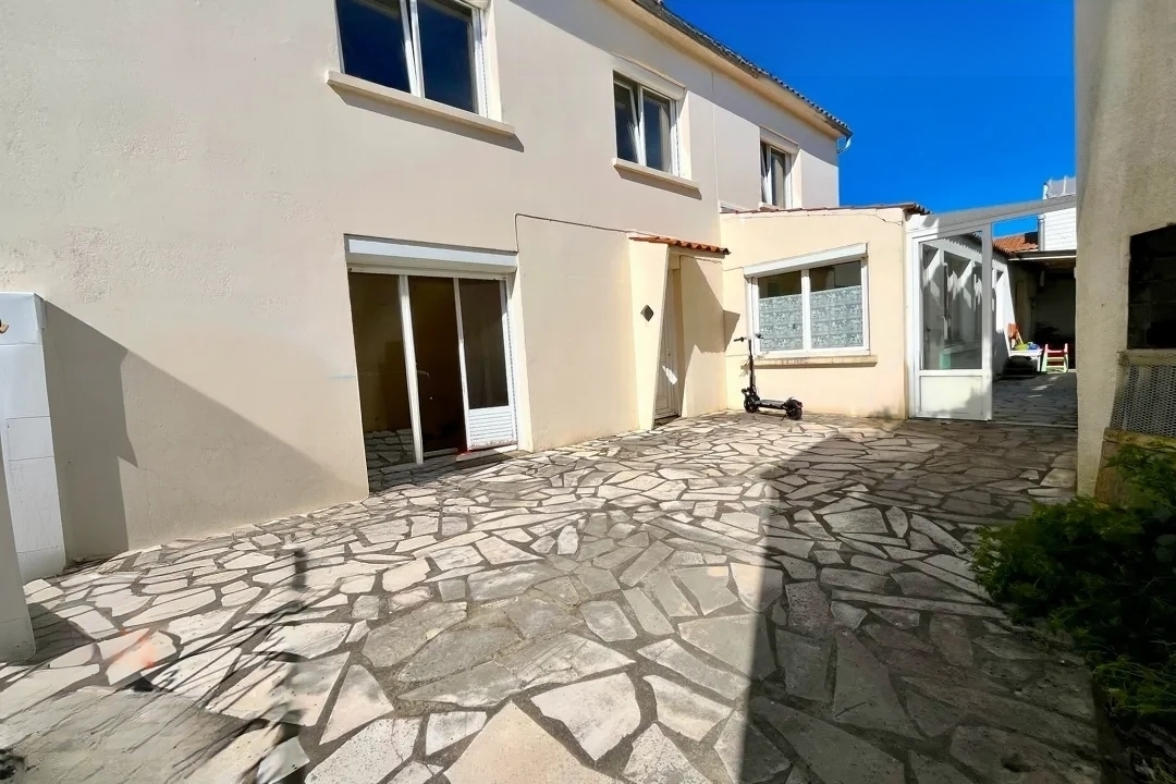 Maison 5 pièces - 140m²