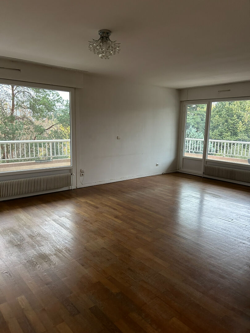 Appartement 4 pièces - 91m² - CALUIRE ET CUIRE