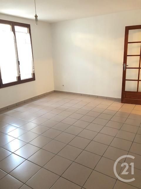 Appartement 2 pièces - 51m² - CERGY