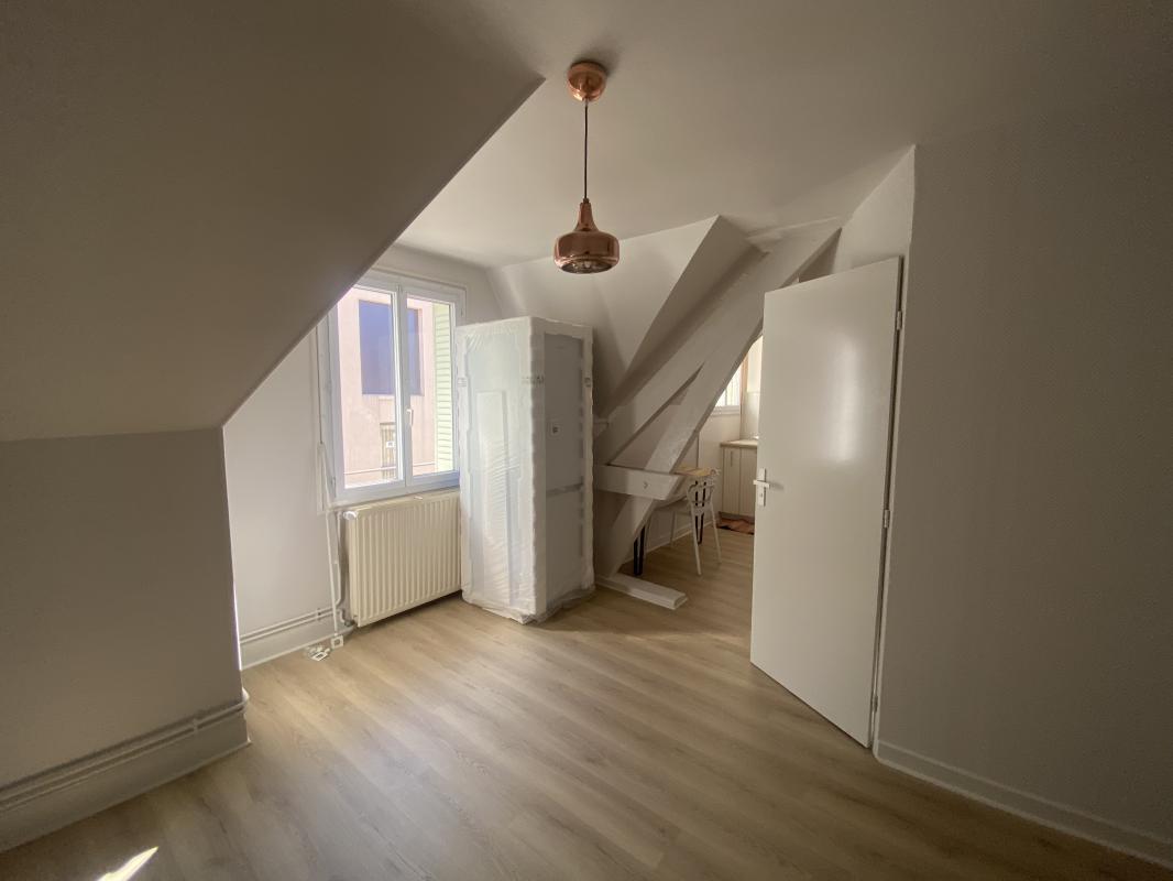 Appartement 1 pièce - 17m² - AIX LES BAINS