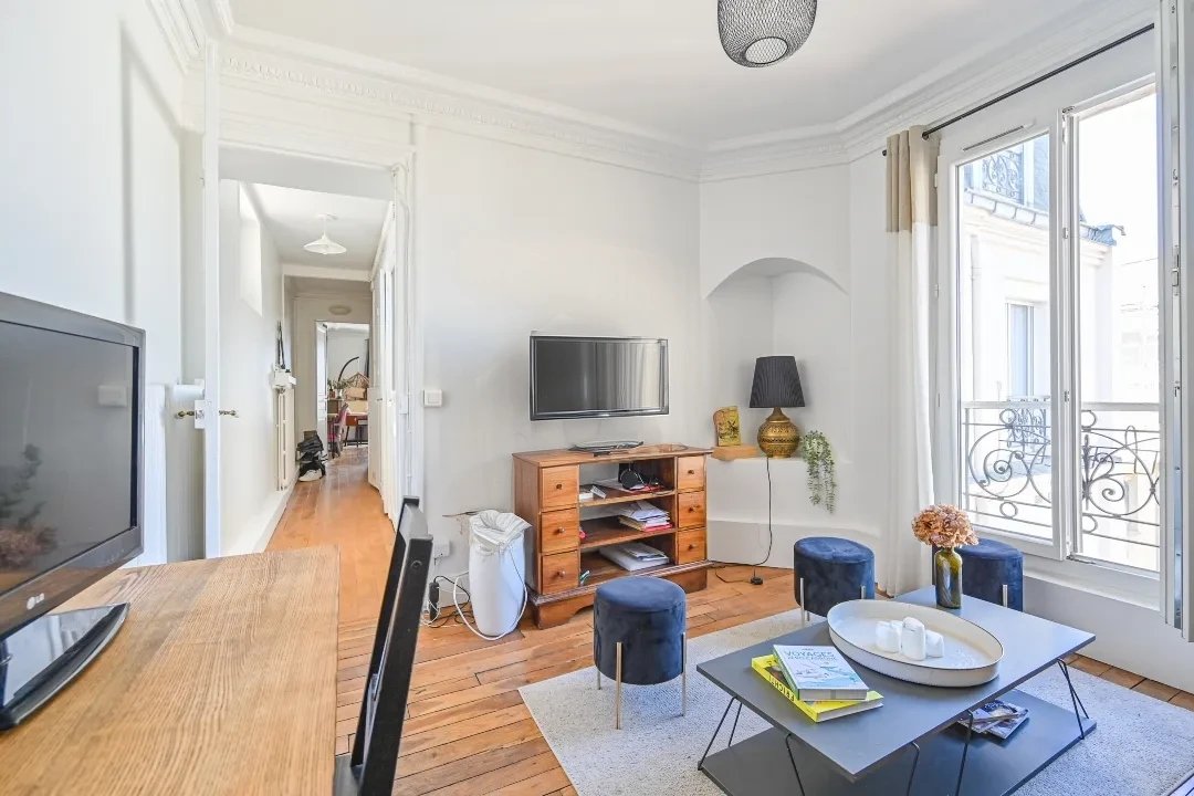 Appartement 3 pièces - 52m² - PARIS  - 15ème