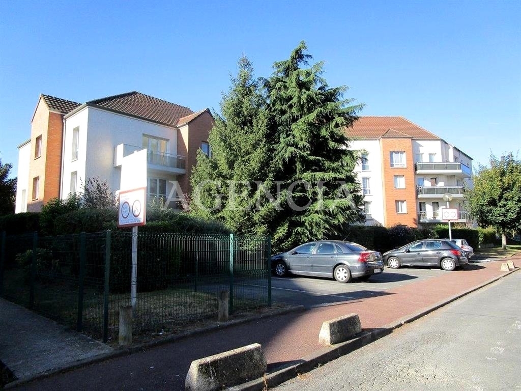 Appartement 4 pièces - 83m² - PONTAULT COMBAULT