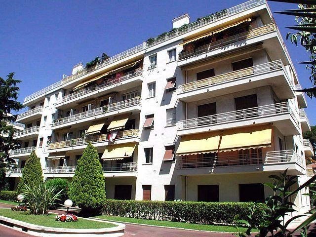 Appartement 4 pièces - 78m² - NICE