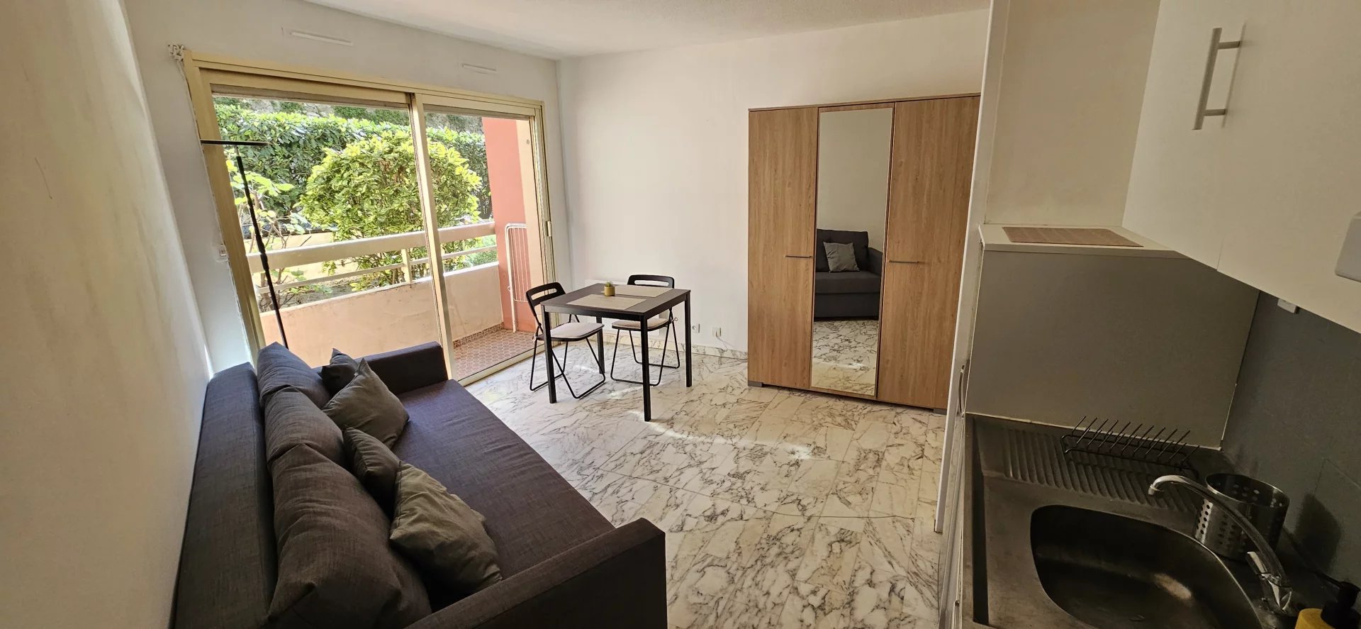 Appartement 1 pièce - 23m² - VENCE