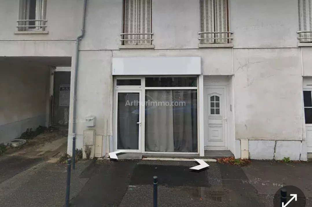 Local commercial  - 18m² - BROU SUR CHANTEREINE