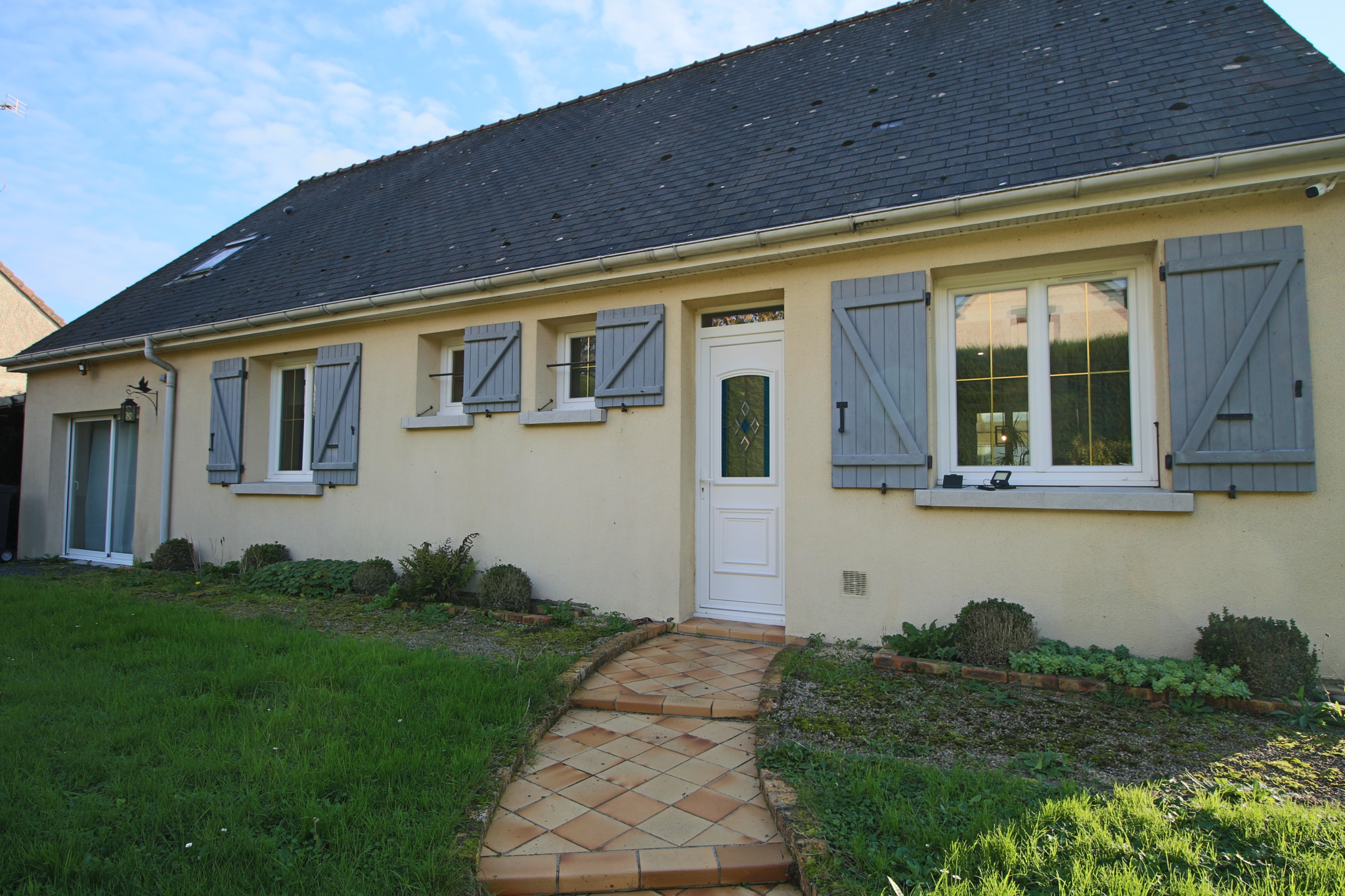 Maison 5 pièces - 110m² - GRAINVILLE SUR ODON